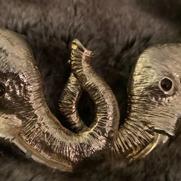 Vintage elephant belt buckle signed - Picture 3 of 4